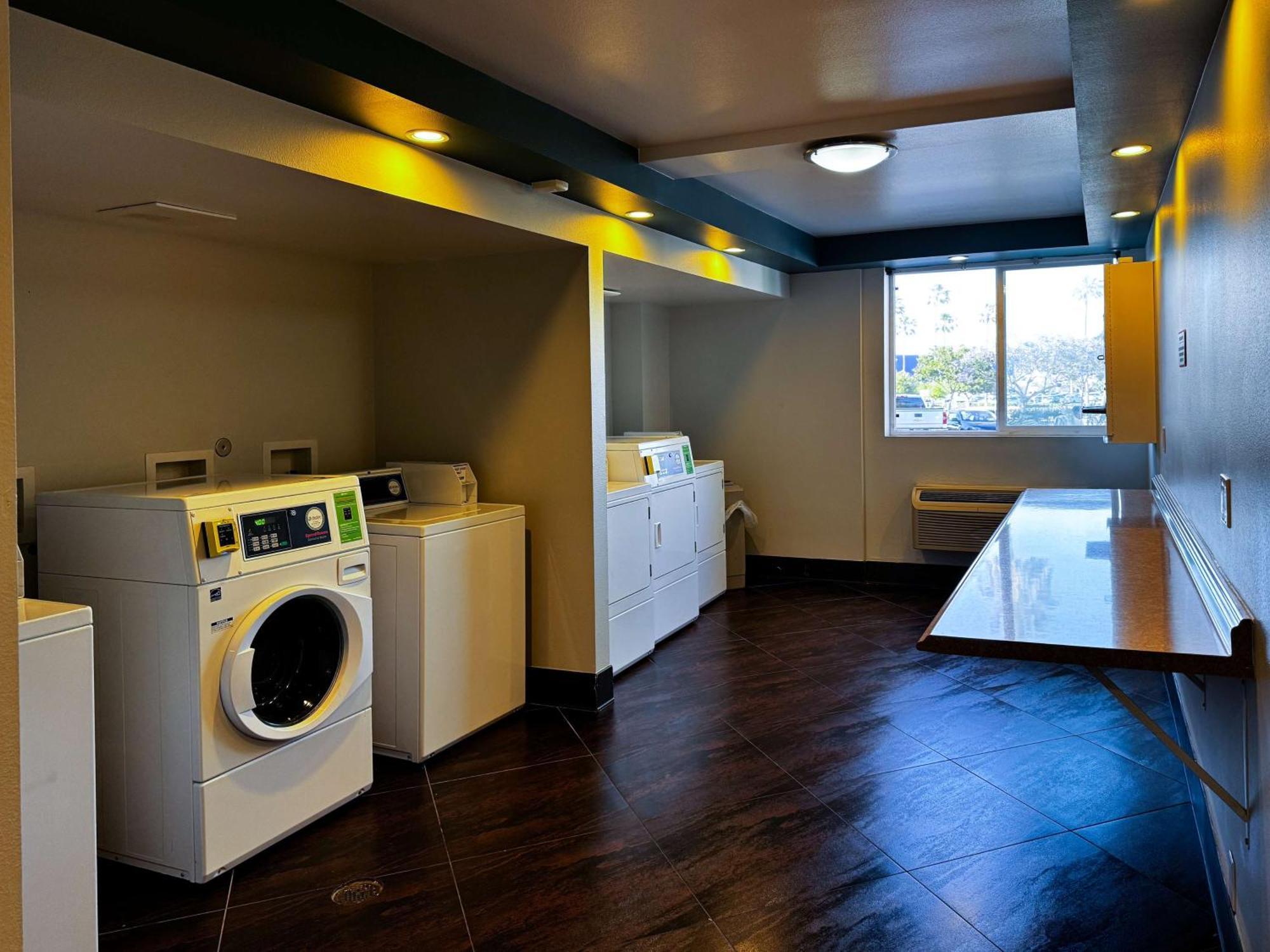 Studio 6 Suites Carson, Ca Exterior foto